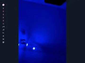 Chaturbate Sex Chat of helen__eve