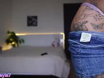 leyla_ly from chaturbate