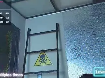 Chaturbate Live Sex Cam of liambyrne