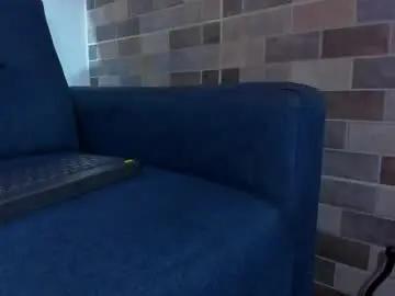 Chaturbate Watch Live Sex Cams of luna_valen