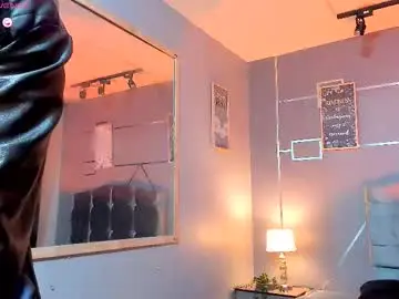 Chaturbate Nude Webcam of noah_smith04