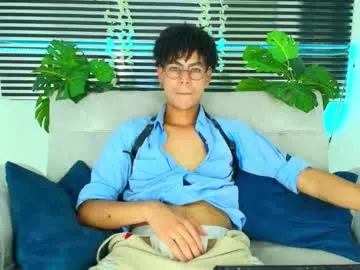 Chaturbate Nude Webcam of thiiagosaeenz
