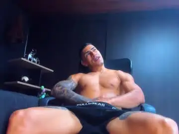 Chaturbate Sex Cam of adrian_rae