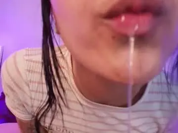 elowen_farye from chaturbate