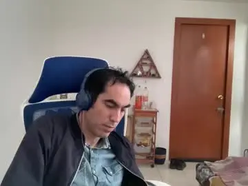 Chaturbate Adult Video Chat of masked_latin_noir