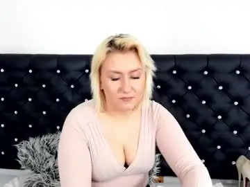 oliviahotbody from chaturbate