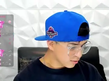 Chaturbate Live Porn of sam_daves_