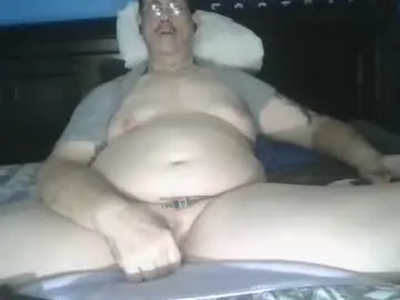 Chaturbate Free Live Porn of happyhappy4