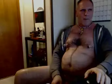 Chaturbate Free Live Porn of hoosierdadddy4u
