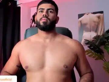 Chaturbate Live Sex Cam of noahcrux