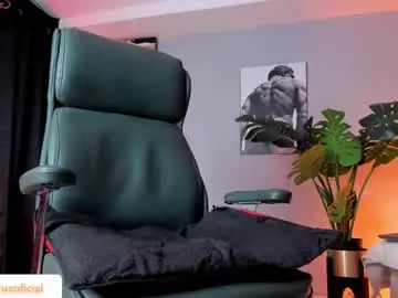 Chaturbate Live Sex Cam of noahcrux