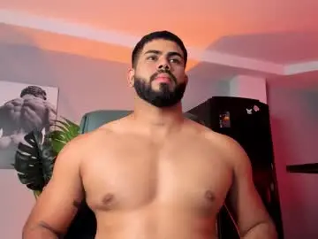 Chaturbate Free Porn Cam of noahcrux