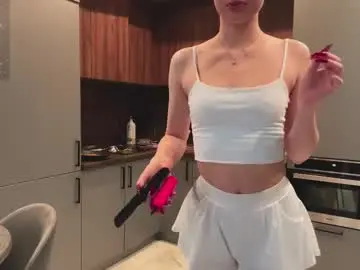 eleanorweichel from chaturbate