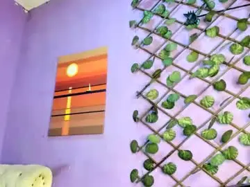 Chaturbate Free Porn Cam of evangely15