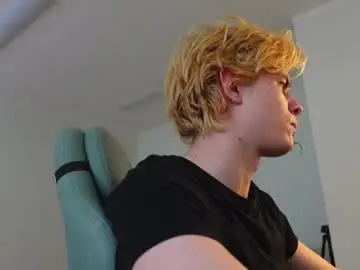 Chaturbate Live Sex Cam of nikki_hard