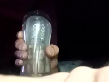 Chaturbate Nude Webcam of pussyluver420kik909587