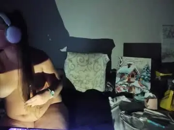 Chaturbate Free Porn Cam of richlucky555