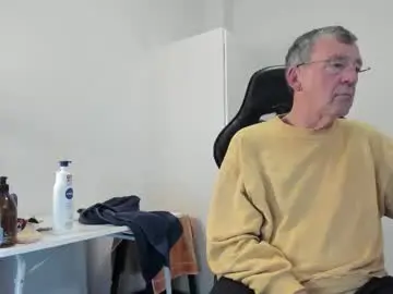 Chaturbate Nude Webcam of 200gentleman