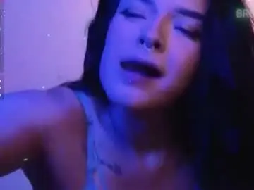 Chaturbate Live Sex of alahia_demon