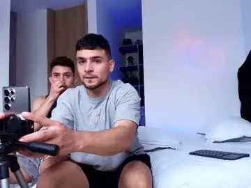 Chaturbate Live Porn of aron_santoro1