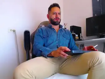 Chaturbate Adult Video Chat of oliverdrew1