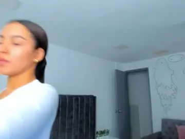 xiomara_cortes from chaturbate