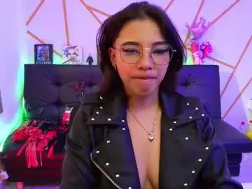 Chaturbate Watch Live Sex Cams of ayshalambardo