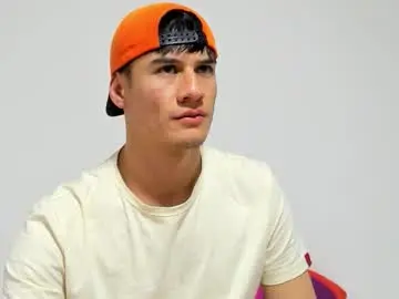 Chaturbate Live Sex Cam of dominic_radccliffe