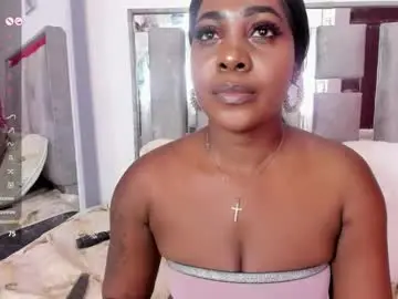 Chaturbate Free Porn Cam of emilly_roaa