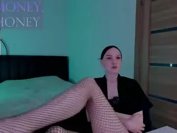 mistress_mialibra from chaturbate