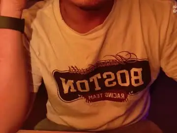 Chaturbate Live Sex Cam of octavio_quinn