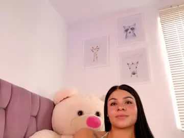 Chaturbate Live Sex Cam of sophia_karsonn