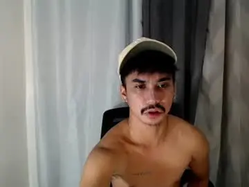 Chaturbate Live Sex Cam of dave_cummers