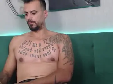 Chaturbate Free Live Porn of ryanvibe