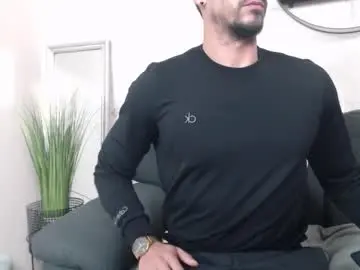 Chaturbate Adult Video Chat of ryanvibe