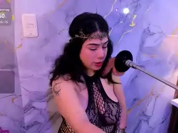 Chaturbate Adult Video Chat of zyle_boobs_