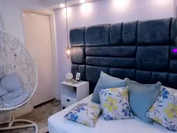 Chaturbate Free Live Porn of atennea_diiossa