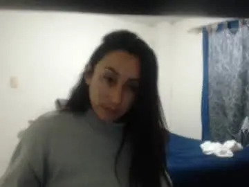 Chaturbate Live Sex of bella_luna34