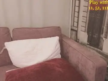 Chaturbate Live Sex Cam of cute_darina