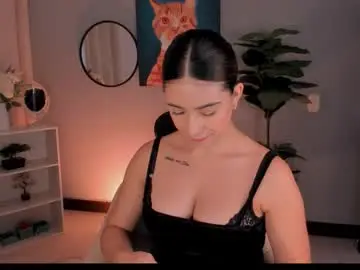 Chaturbate Live Sex Cam of liapearce