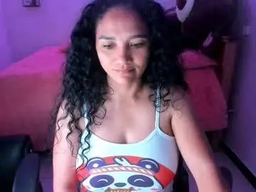 Chaturbate Live Sex Cam of rayza_mature_