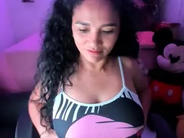 Chaturbate Nude Webcam of rayza_mature_