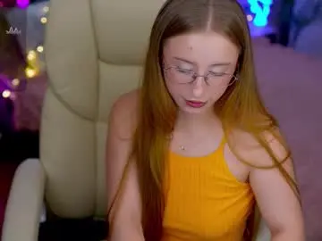 Chaturbate Free Porn Cam of silverrmoon