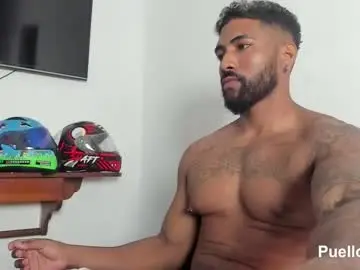 Chaturbate Live Sex Cam of xtipp3r