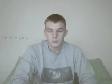 Chaturbate Adult Webcam of deeyungguy