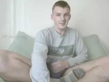Chaturbate Watch Live Sex Cams of deeyungguy