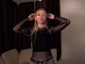 Chaturbate Live Sex Cam of lizzetteavent