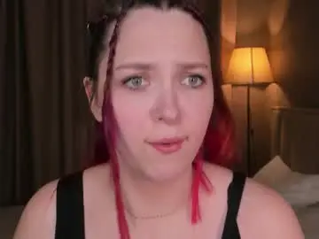 Chaturbate Nude Webcam of monica__queen