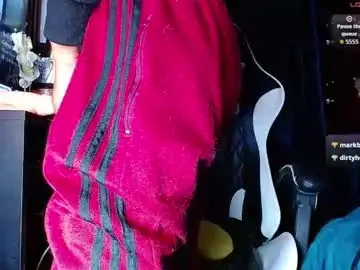 Chaturbate Live Sex Cam of the_dog_lian