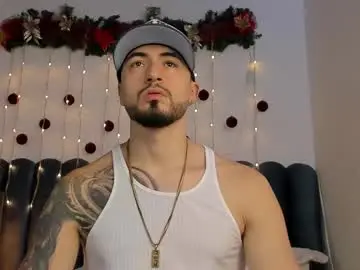 Chaturbate Adult Video Chat of thomasmarzo1